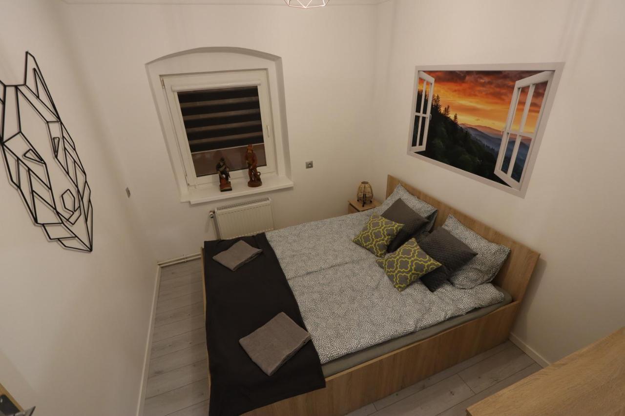 Apartament Przy Skwerku Apartment Szklarska Poreba Bagian luar foto