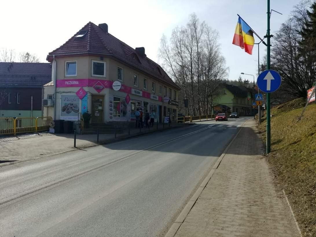 Apartament Przy Skwerku Apartment Szklarska Poreba Bagian luar foto